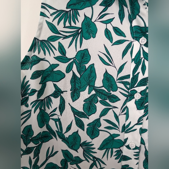 Banana Republic Blouse - Size S - Picture 3 of 3